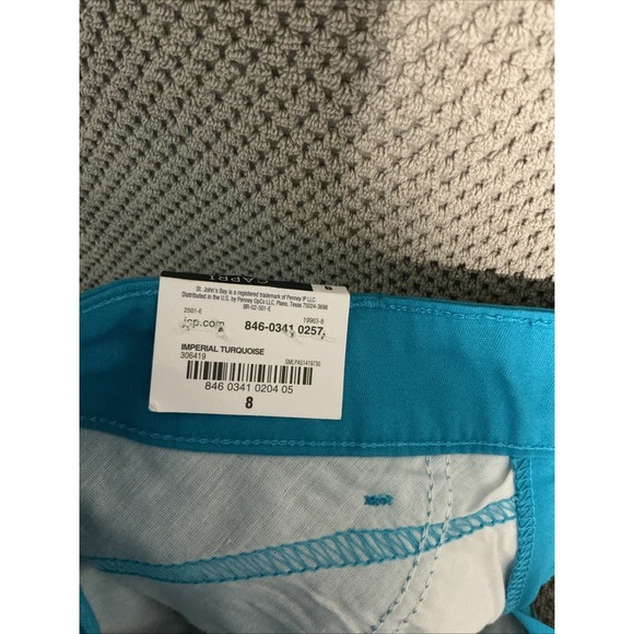 St Johns Bay Capri Jeans 8 Mid Rise Slender Aqua Sail Denim Stretch NWT JCPenney - Picture 7 of 10
